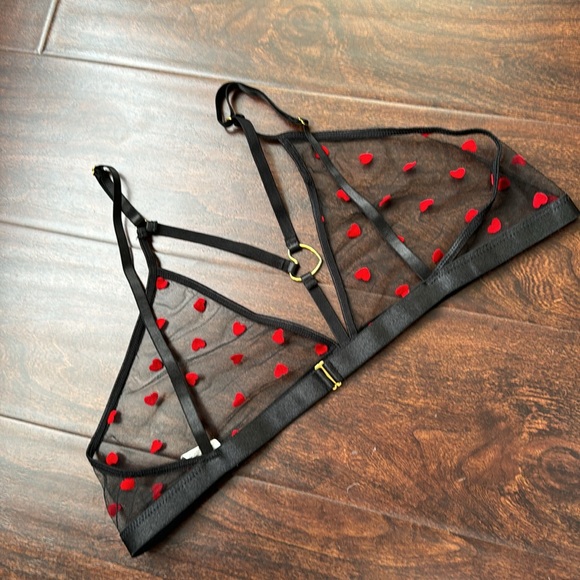 Amazon Wdirara Sexy Sheer Heart Print Lingerie Bra - Picture 5 of 8